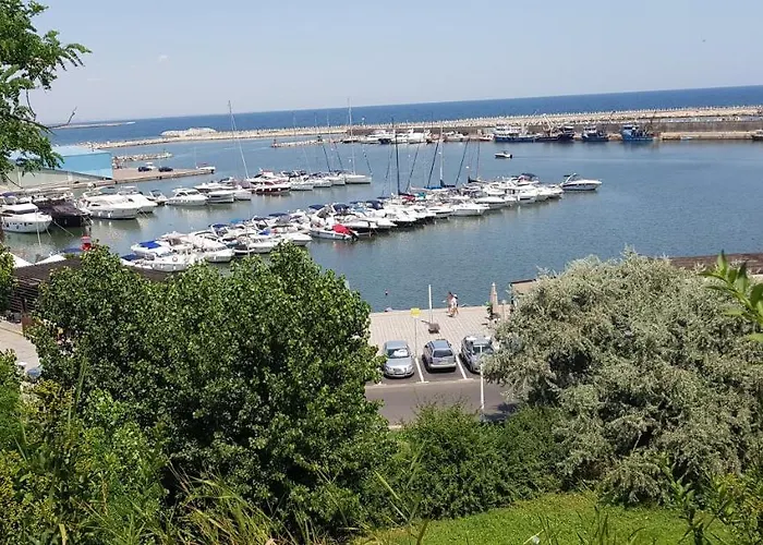 Lejlighed Interbelic Km0 Constanţa